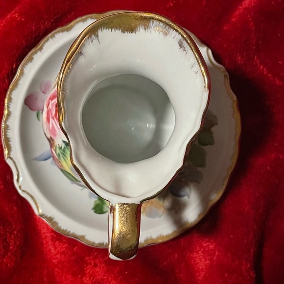 Vintage Andrea by Sadek pitcher and plate set - Roses made in Japan - #7597 - Picture 8 of 12